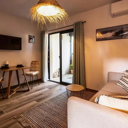 Magic Surf House