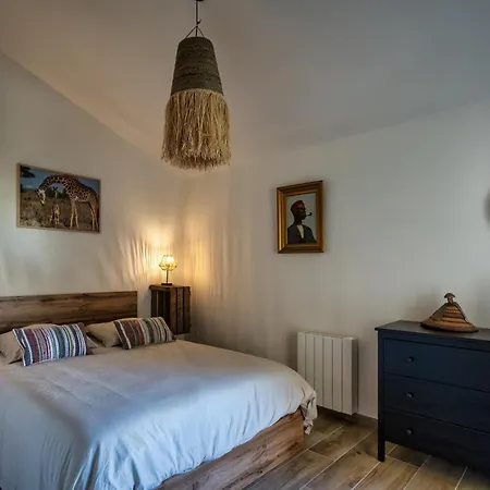 Magic Surf House