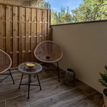 Apartment Magic Surf House